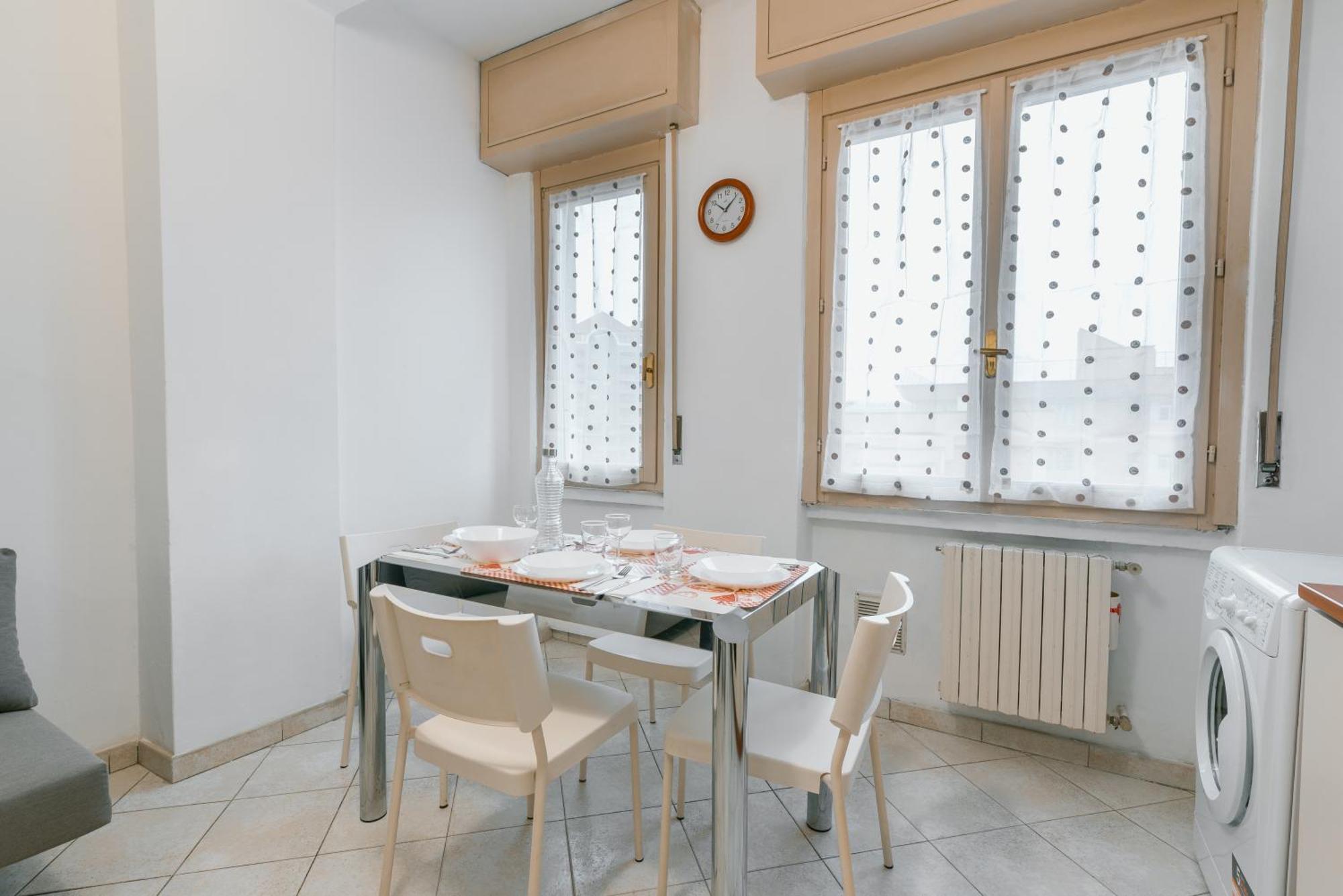 Ihost Apartment - De Andreis 11 มิลาน ภายนอก รูปภาพ