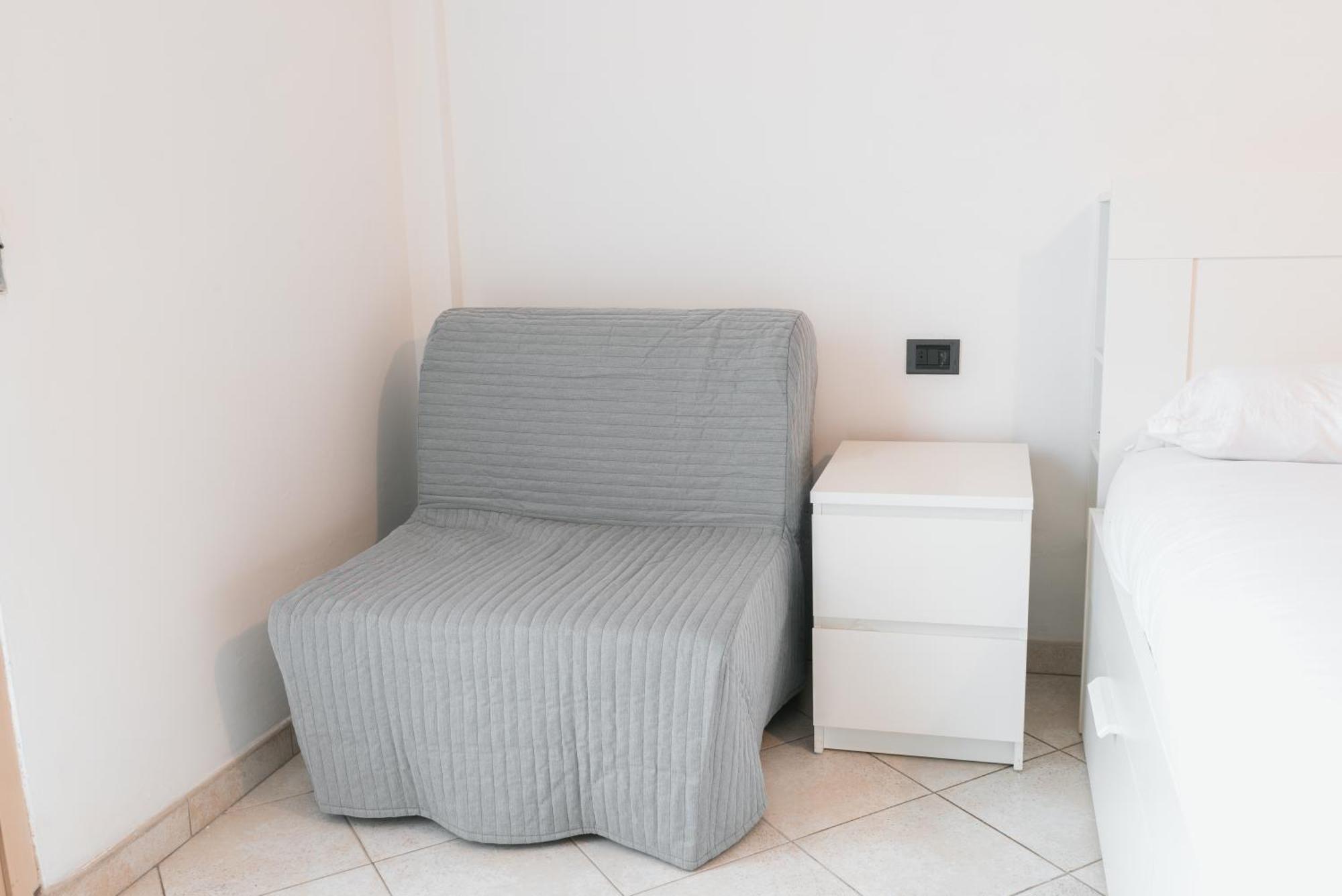 Ihost Apartment - De Andreis 11 มิลาน ภายนอก รูปภาพ
